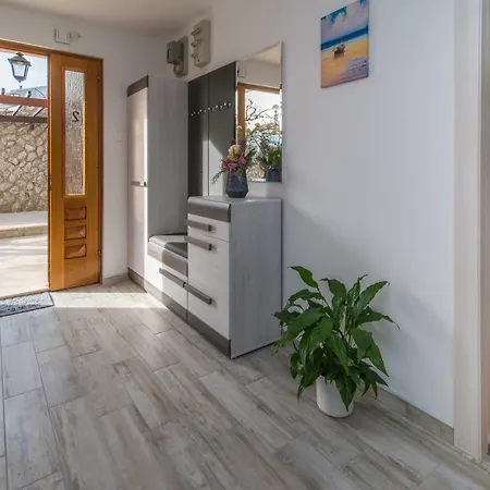 Polonijo Nada Apartament Krk Town